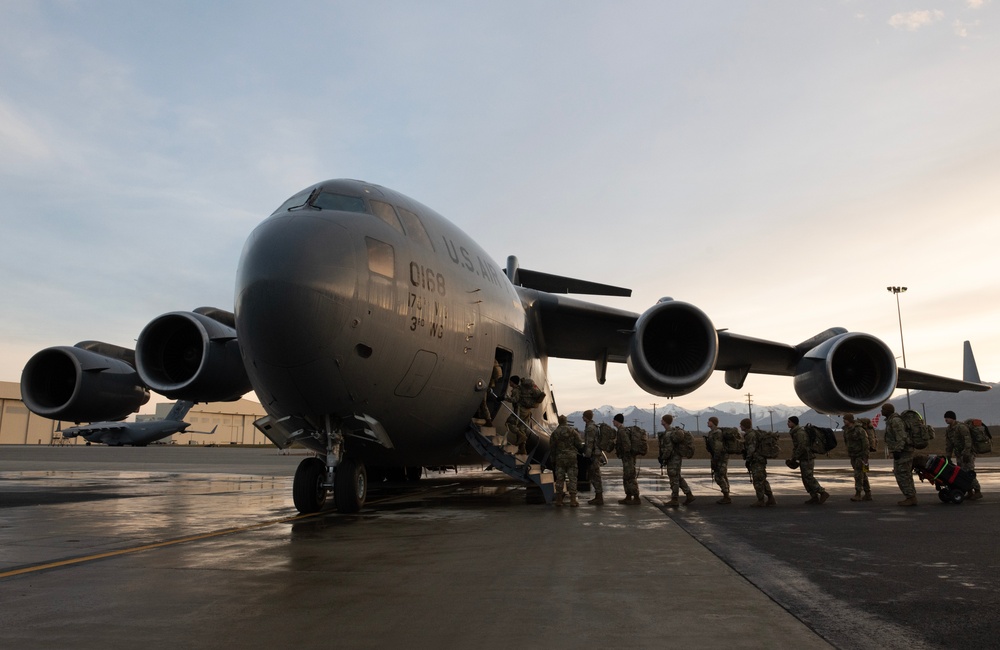 JBER Airmen and Soldiers conduct expeditionary deployment operations during Arctic Aloha 24