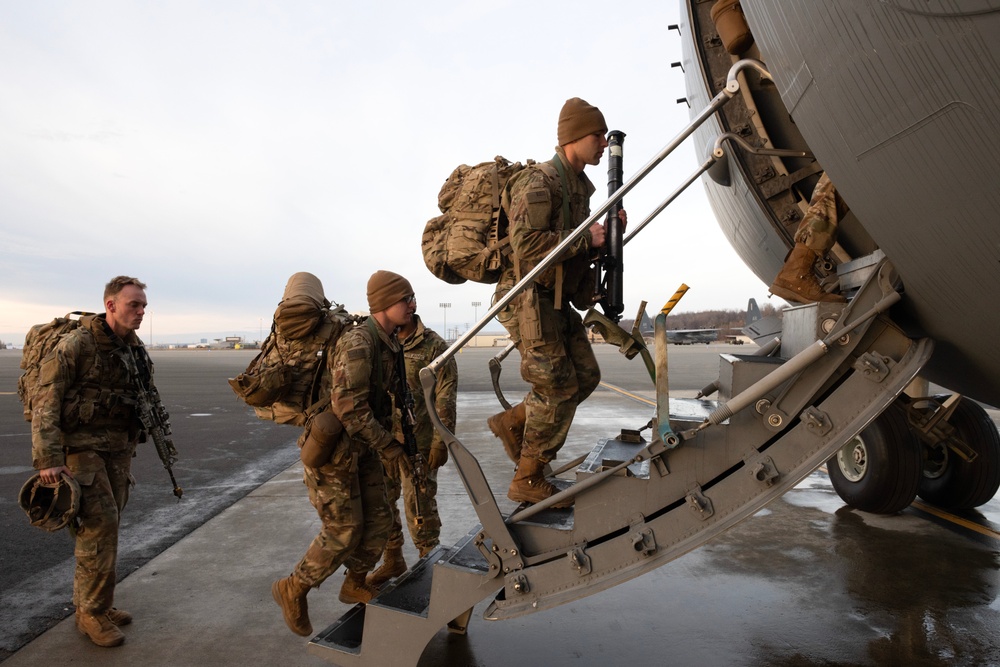 JBER Airmen and Soldiers conduct expeditionary deployment operations during Arctic Aloha 24