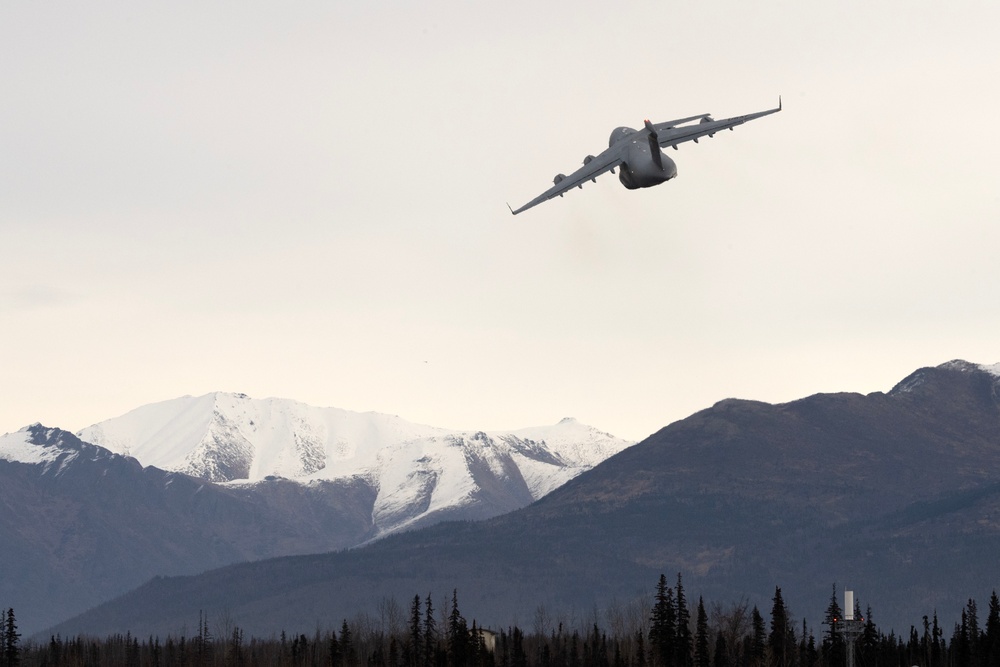 JBER Airmen and Soldiers conduct expeditionary deployment operations during Arctic Aloha 24