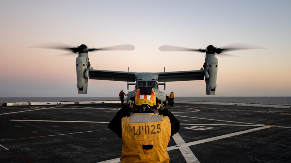 MV-22B Osprey Flight Quarters