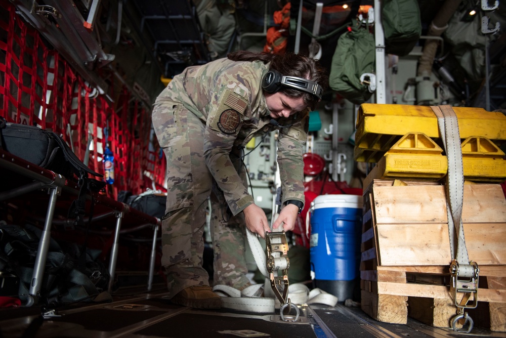 Moody AFB HC-130J Combat King II practices rescue operations