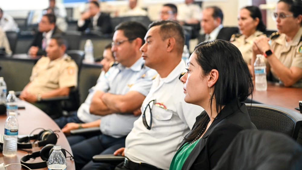 DVIDS - Images - Colegio de Defensa Nacional de las Fuerzas Armadas de ...