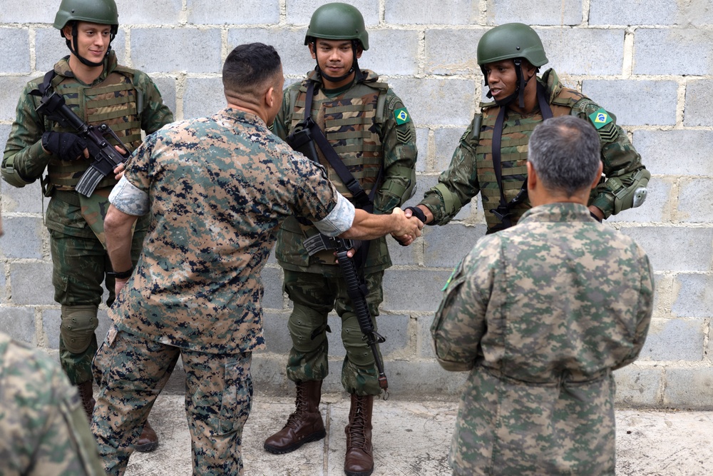 Brazilian Marine Corps demonstrates capabilities to Marines with U.S. Marine Corps Forces, South, during 2024 Operational Naval Infantry Committee