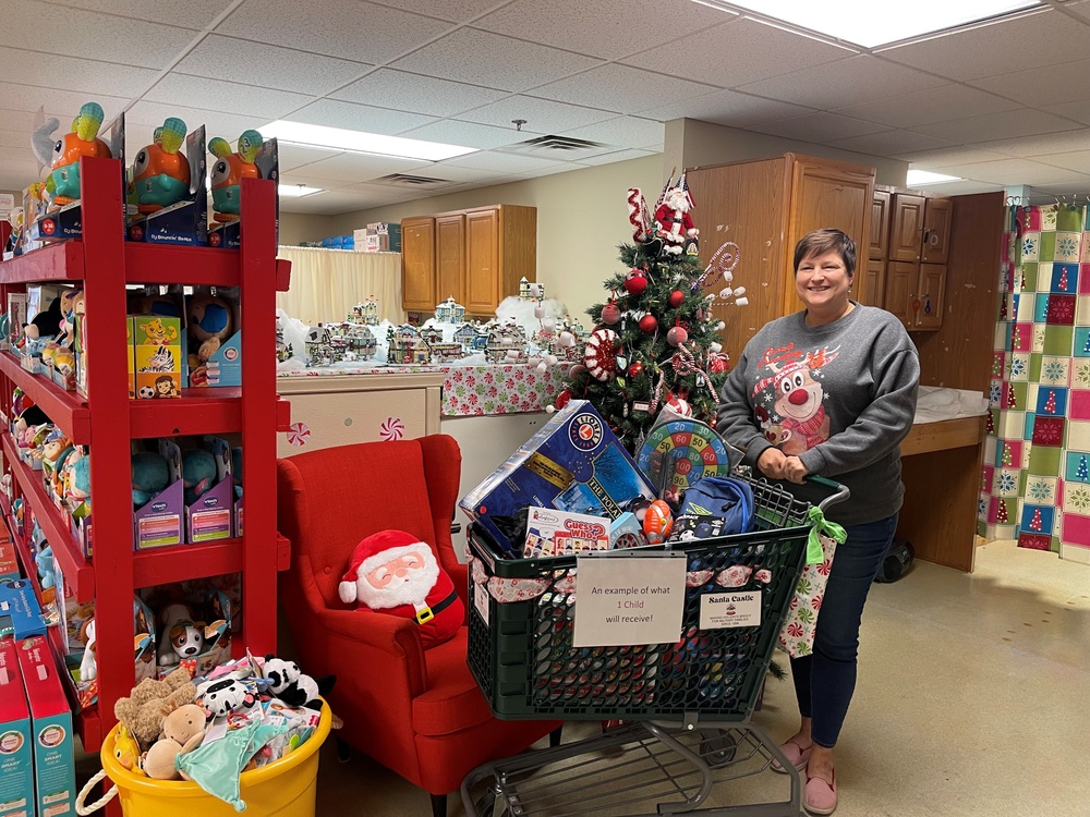 Santa’s Castle at JBLM ready to spread holiday cheer 