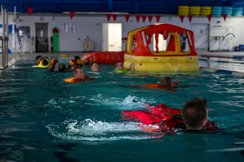 Spangdahlem SERE conducts water survival preparation with 1-214 GSAB