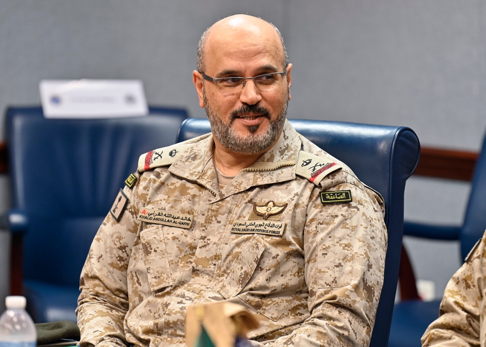 Maj. Gen. Cheater meets Saudi Arabia Maj. Gen. Al-Shamrani