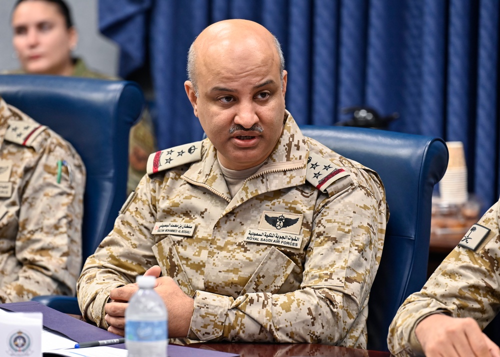 Maj. Gen. Cheater meets Saudi Arabia Maj. Gen. Al-Shamrani