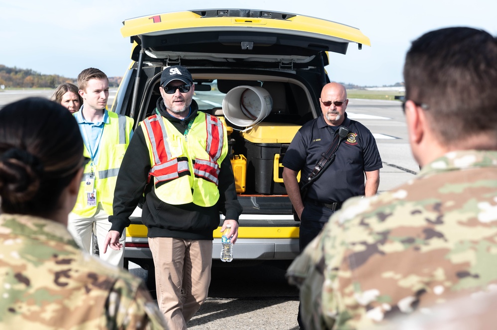 911th AW, 171st ARW and Allegheny County Airport Authority team up to battle FOD