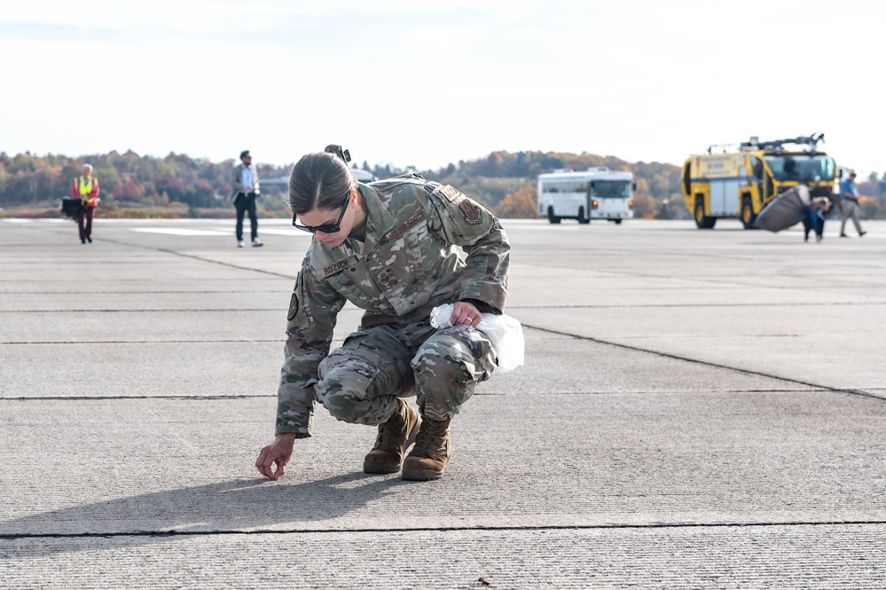 911th AW, 171st ARW and Allegheny County Airport Authority team up to battle FOD