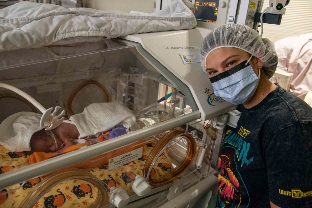 Walter Reed's NICU Infants Celebrate Their First Halloween