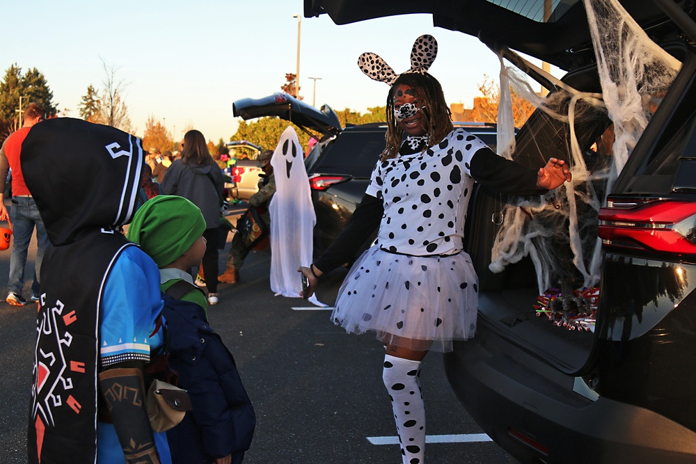 Halloween Trunk-or-Treat