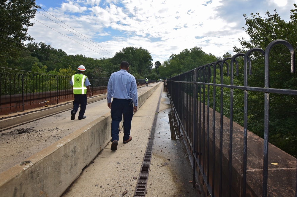 Temporary road closure on MacArthur Boulevard during Cabin John Bridge maintenance