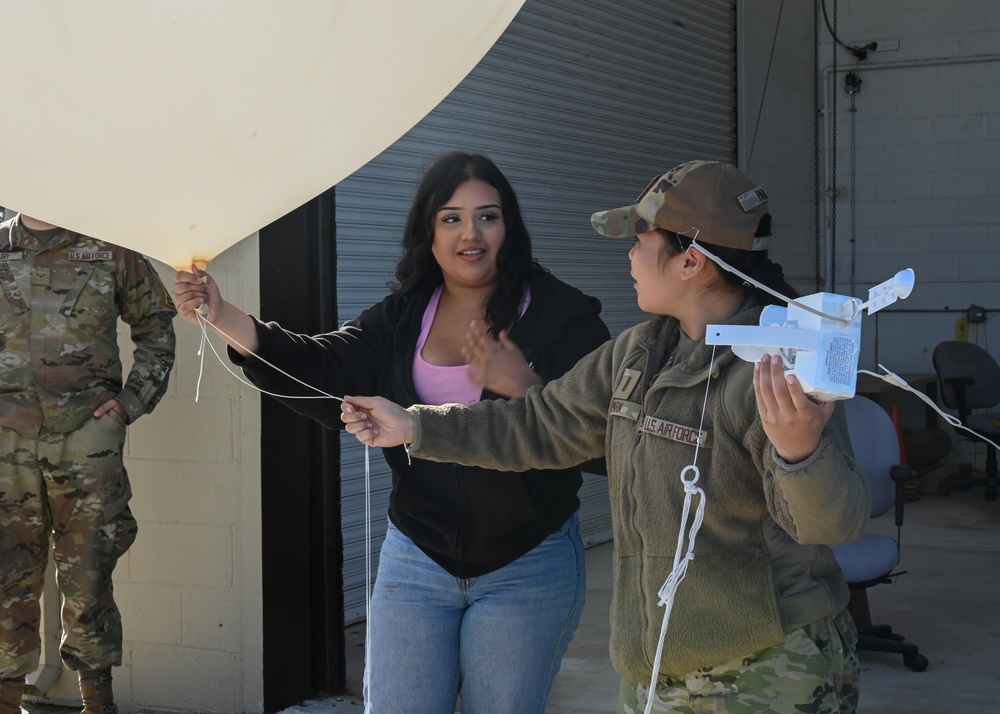 Kermit McKenzie Intermediate School Students Visit Vandenberg