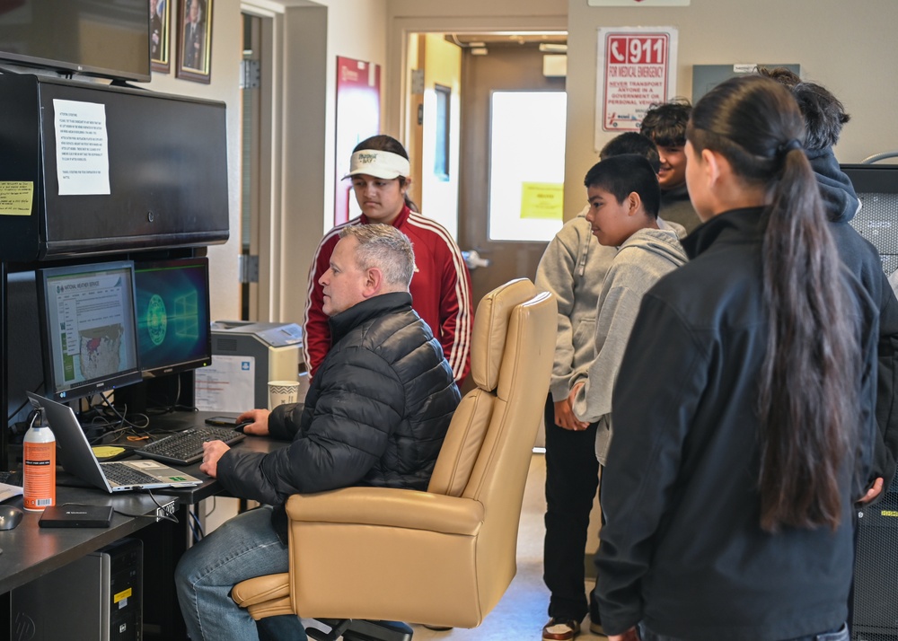 Kermit McKenzie Intermediate School Students Visit Vandenberg