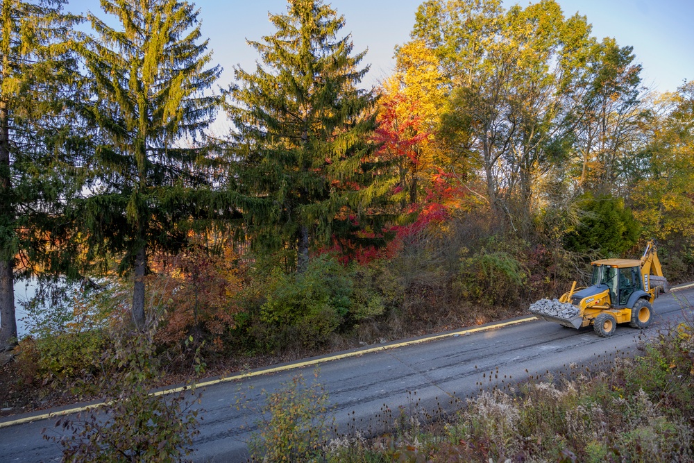 Maintenance workers preserve shoreline at Shenango River Lake