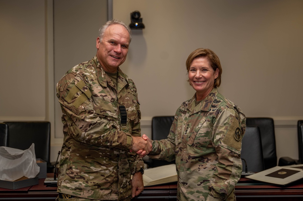 Chief of Defense of the Netherlands visits SOUTHCOM