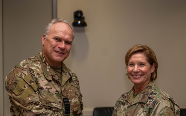 Chief of Defense of the Netherlands visits SOUTHCOM