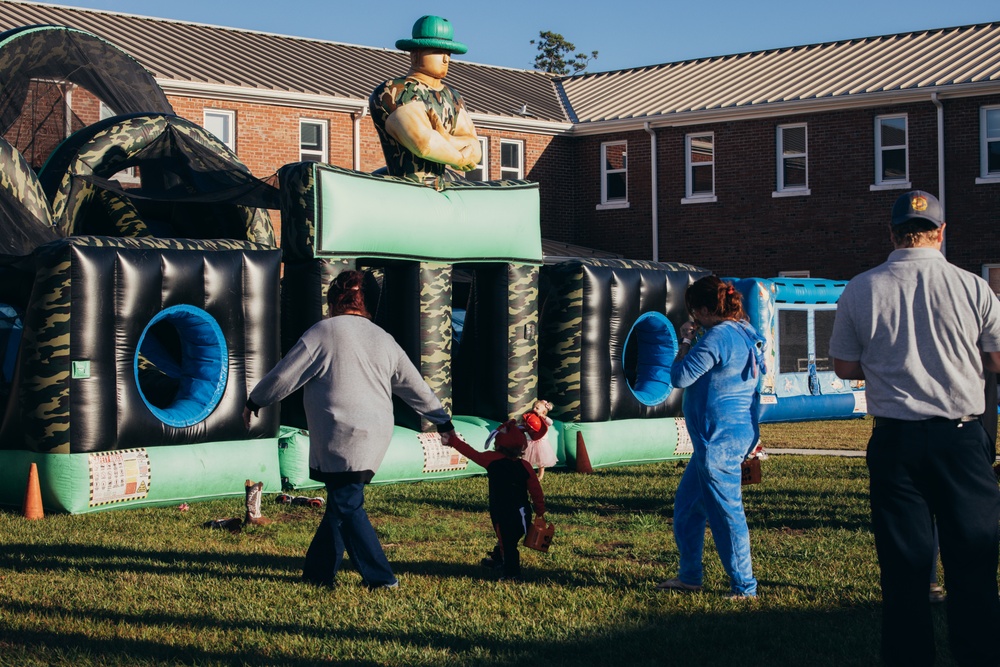 Trunk-or-Treating with H&amp;S Bn