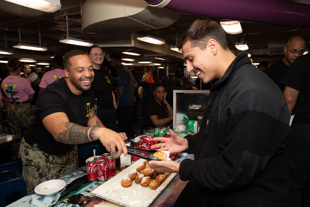 DVIDS Images Abraham Lincoln hosts an ice cream social [Image 1 of 7]