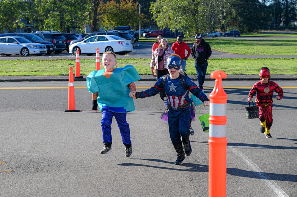 Team McChord celebrates Halloween with ‘Trunk or Treat’