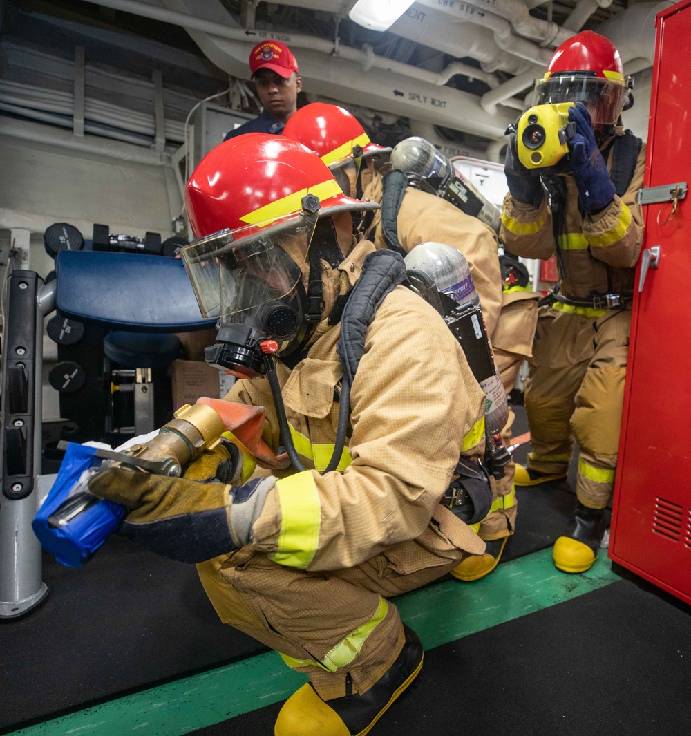 USS Antietam Sailors Respond to Simulated Fire