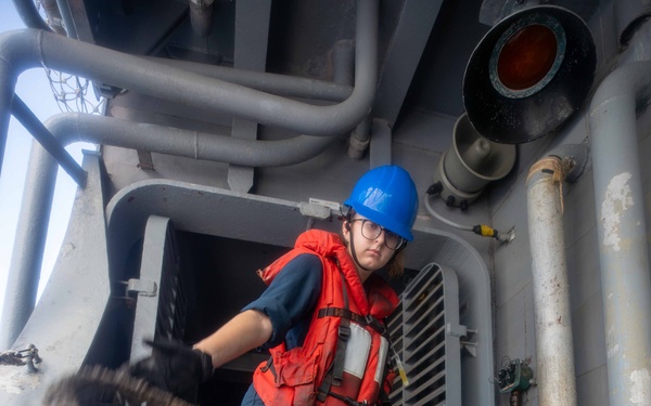 USS Antietam RAS With USNS Yukon (T-AO 202)