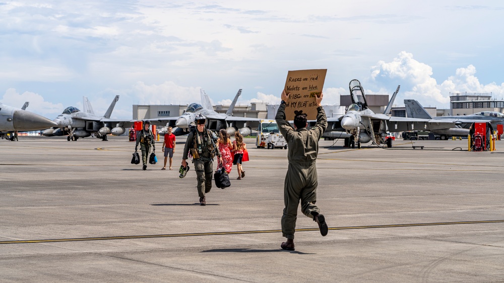 Home Sweet Home; Carrier Air Wing 5 Returns to MCAS Iwakuni