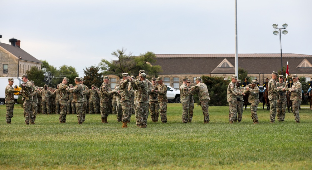 1st Infantry Division hosts Combined Uncasing and Casing Ceremony