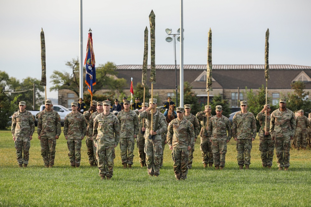 1st Infantry Division hosts Combined Uncasing and Casing Ceremony