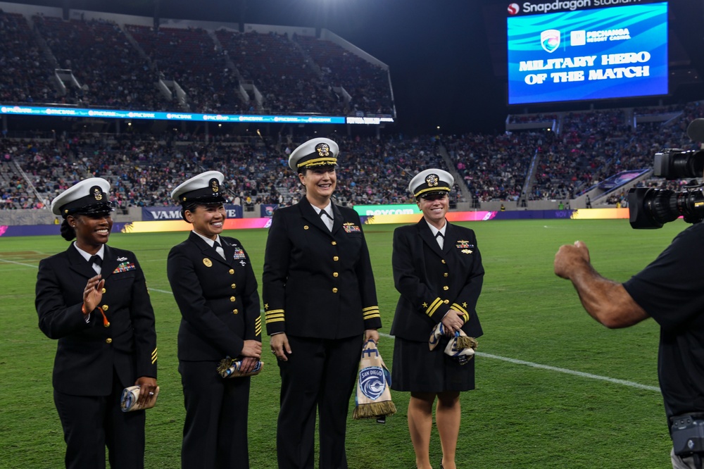 Sailors Honored at San Diego Wave Game