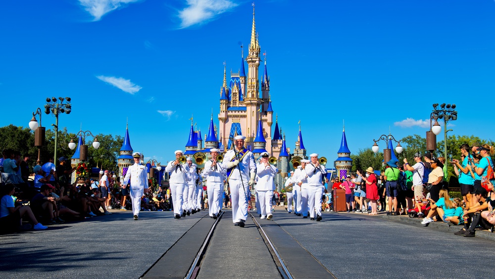 Navy Band Southeast Celebrates Veterans Day in Walt Disney World