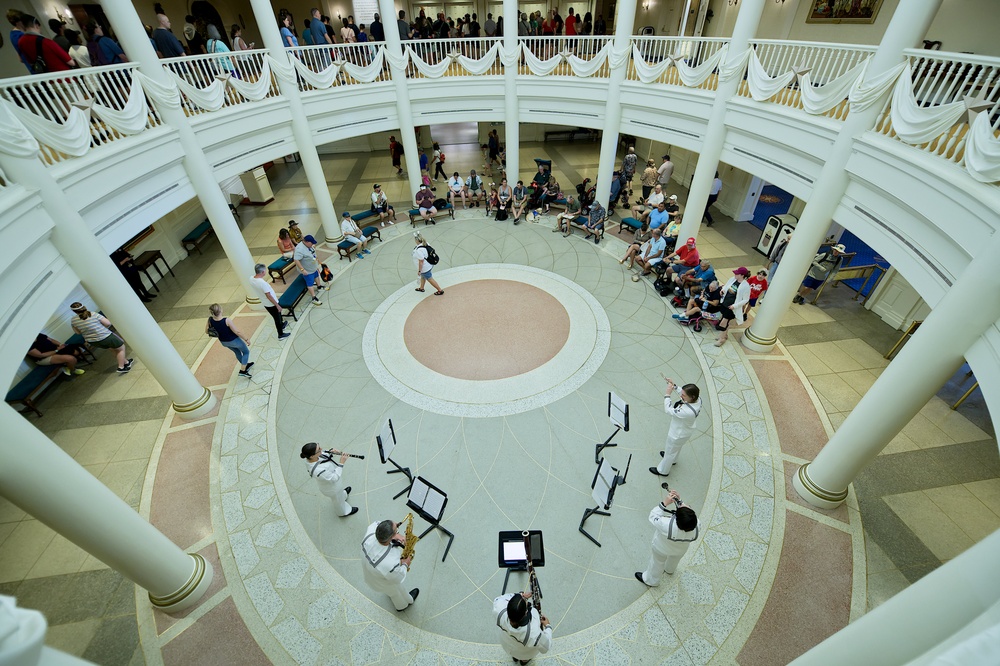 Navy Band Southeast Celebrates Veterans Day in Walt Disney World