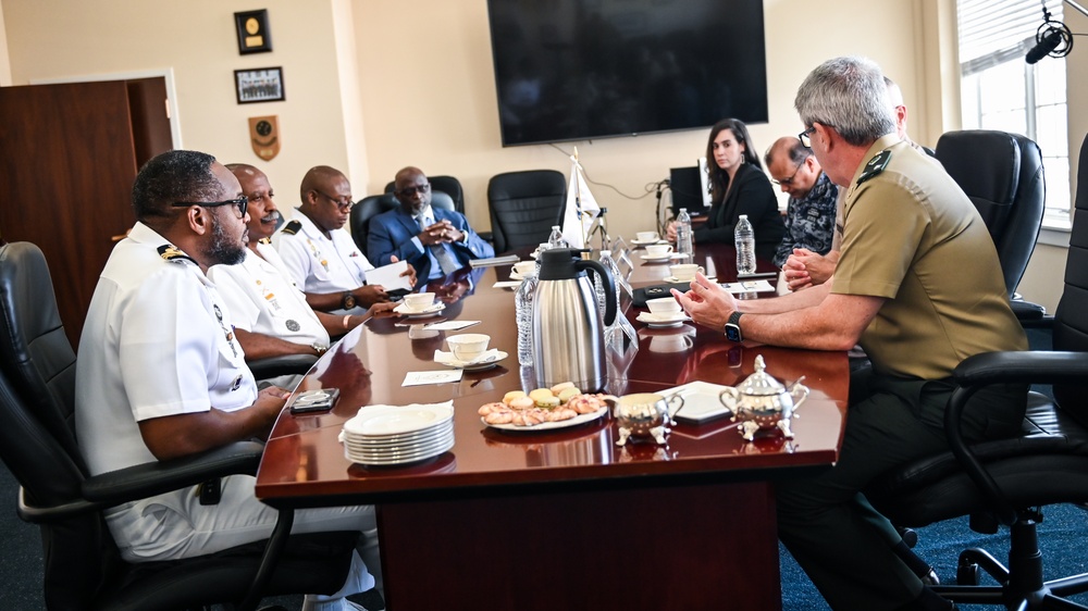 Chief of the Barbados Defense Forces Visits the IADC