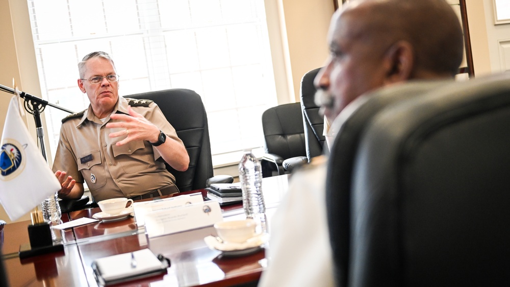 Chief of the Barbados Defense Forces Visits the IADC