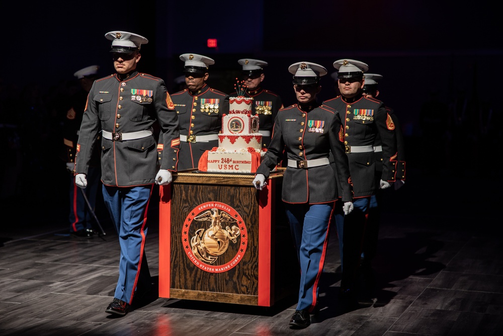 Recruiting Station Raleigh Marine Corps Ball 2023