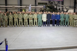 Aviation and Sustainment Soldiers greet Polish President, discuss aviation interoperability