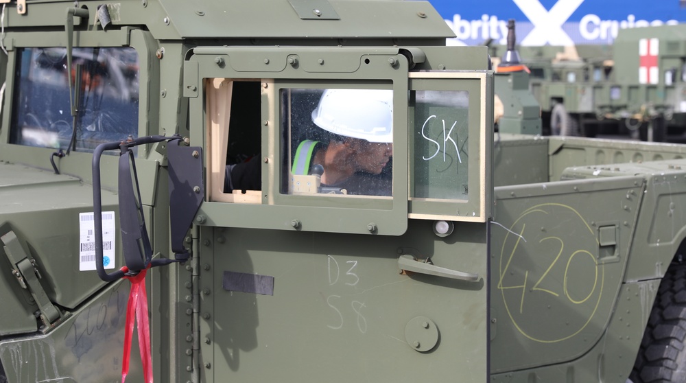 21st TSC, 839th Transportation Battalion and &quot;Rakkasans&quot; project power through the Port of Livorno