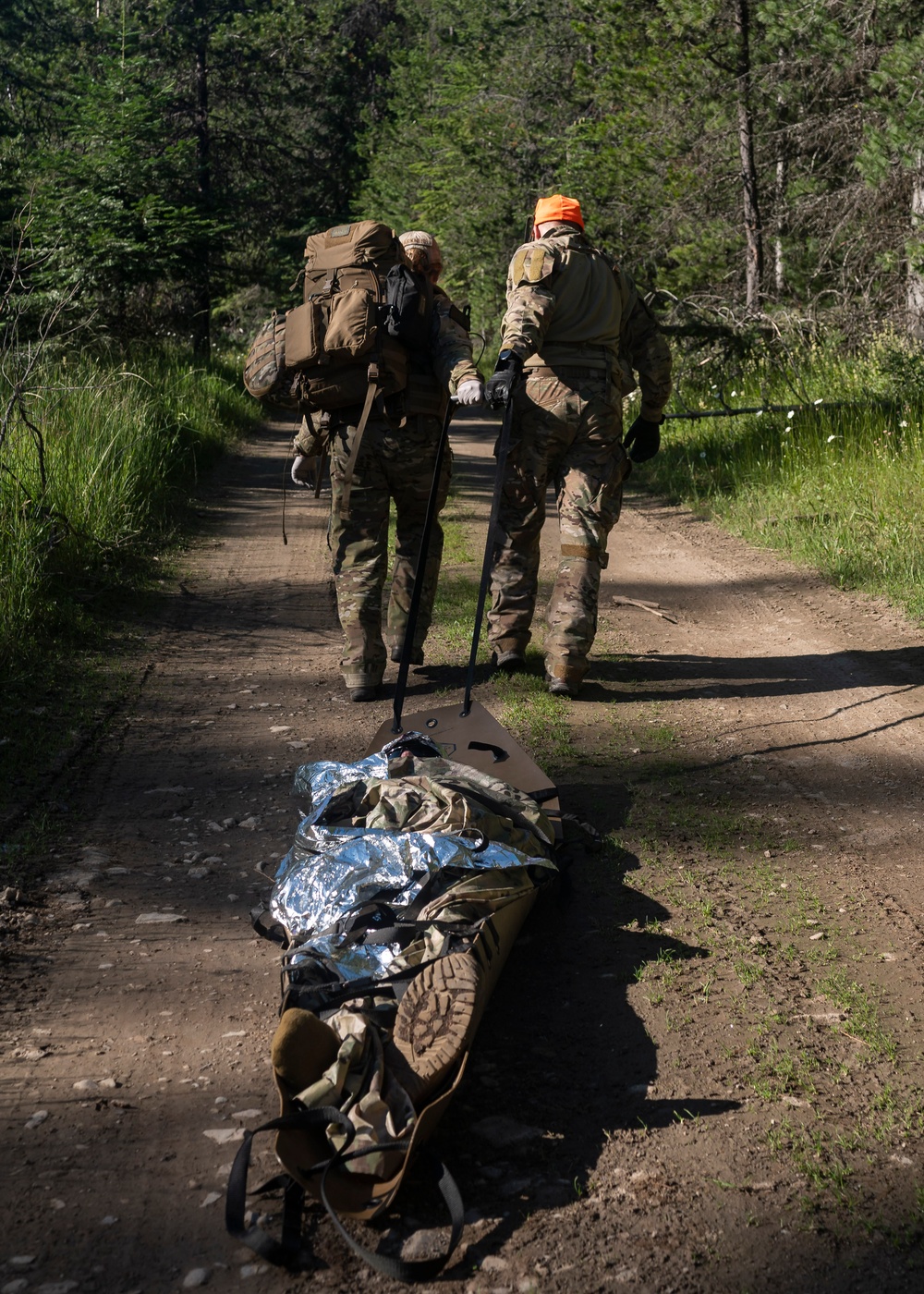 SERE Medics Conduct Search and Rescue Exercise