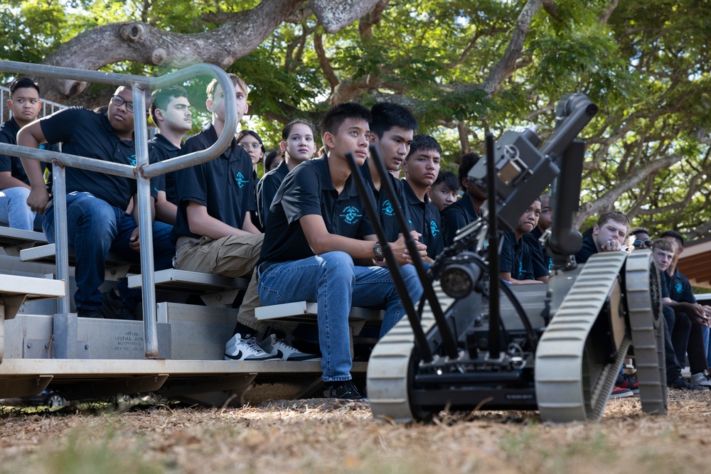 Class is in Session: Kapolei High School JROTC Cadets Visit MCBH