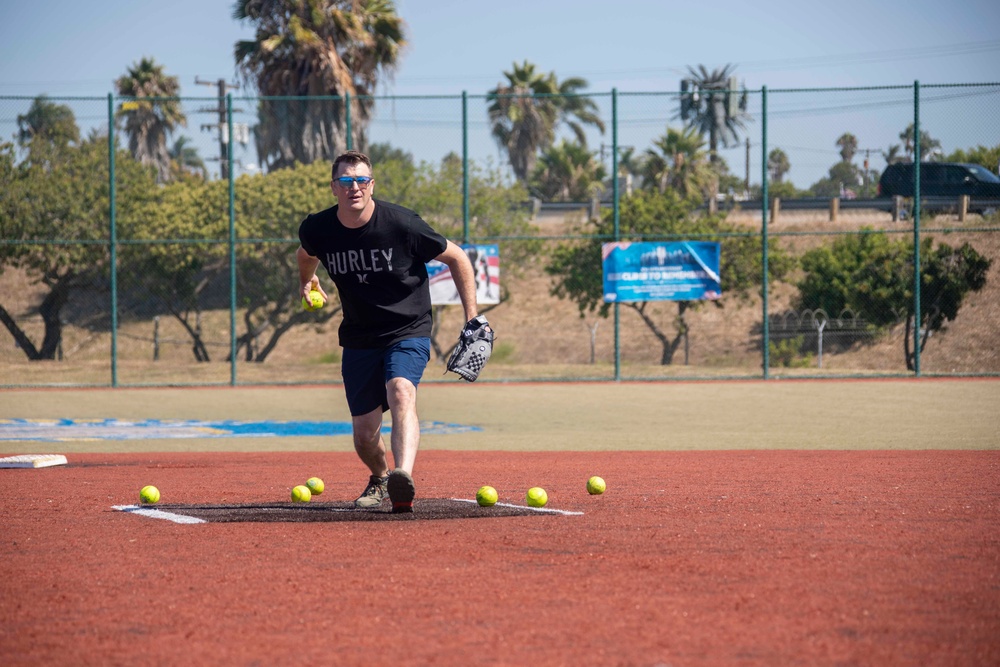 Makin Island Softball Team