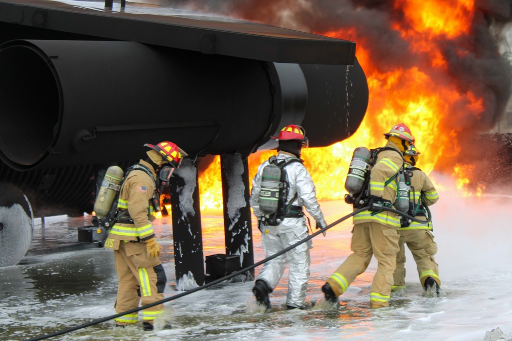 US Air Force, Canadian Armed Forces firefighters conduct joint training