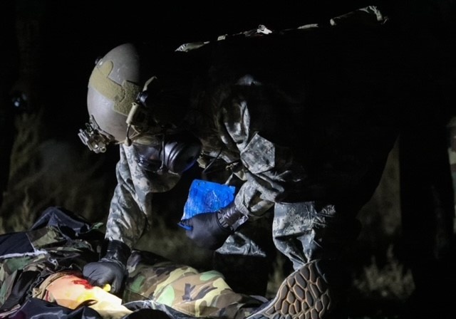 5th SFG (A) Soldiers Hone CBRN Skills at Dugway