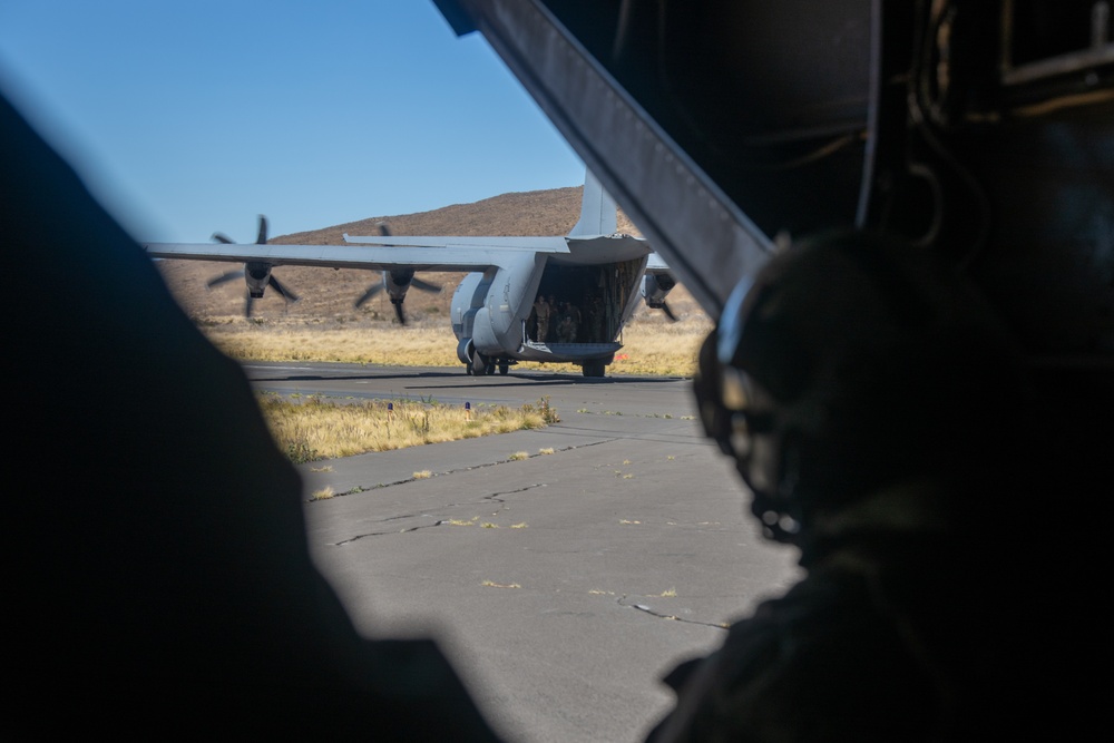 MAG-24 Participates in JPMRC Refueling