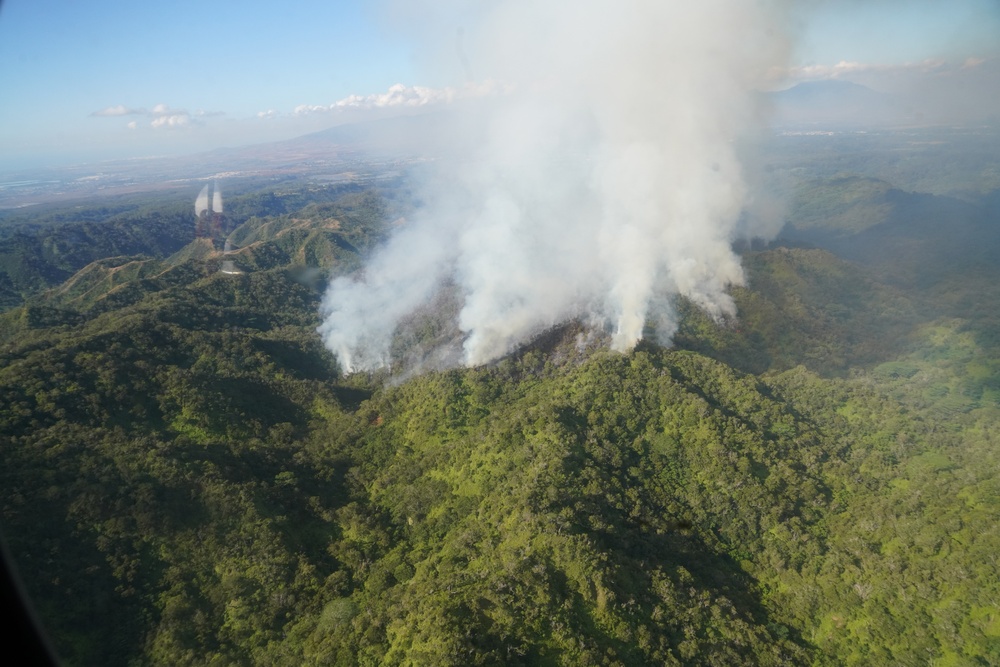 Hawaii Army National Guard provides aerial fire suppression for wild fire in Mililani