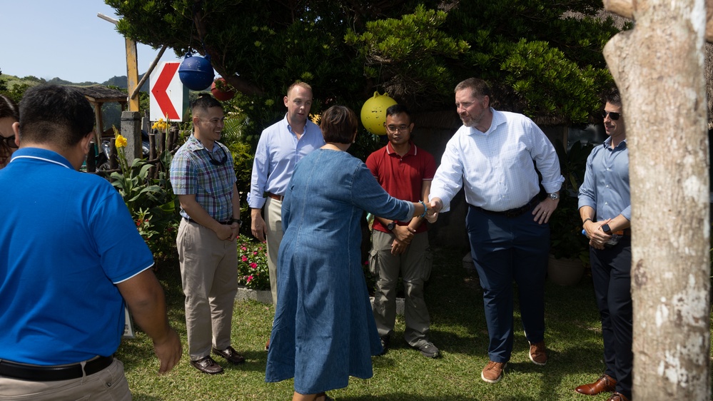 31st MEU Planners and Local Government Leaders discuss KAMANDAG 7