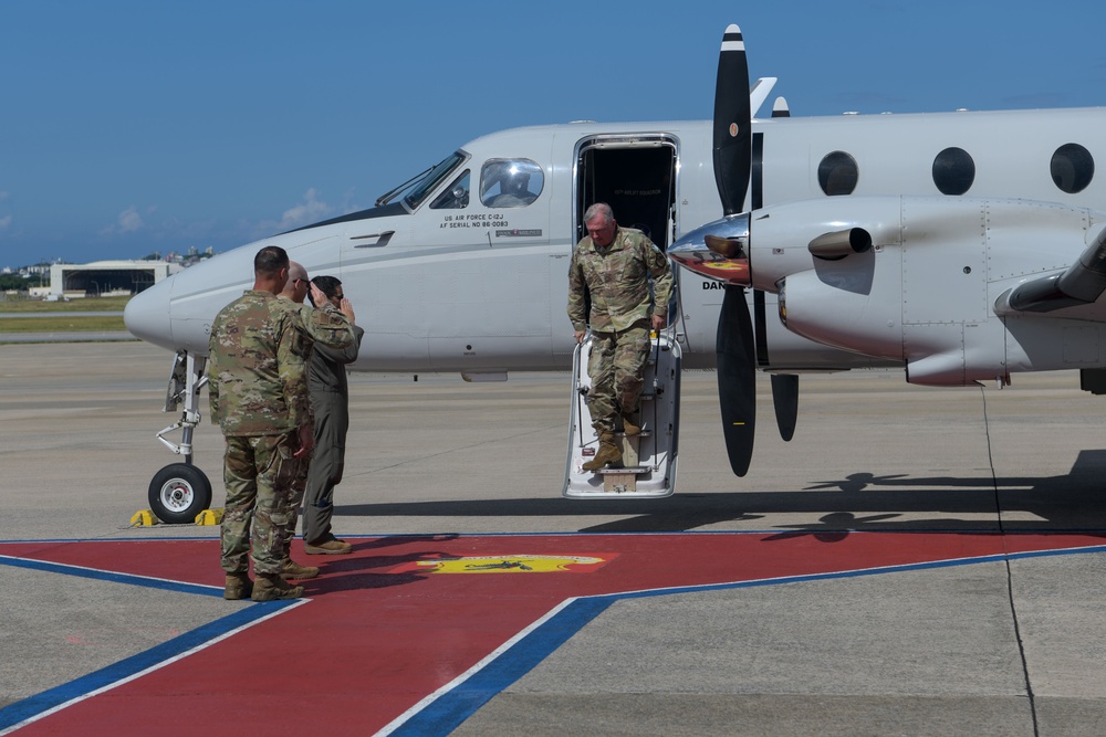 DVIDS Images USFJ & 5th AF commander visits Kadena Air Base [Image