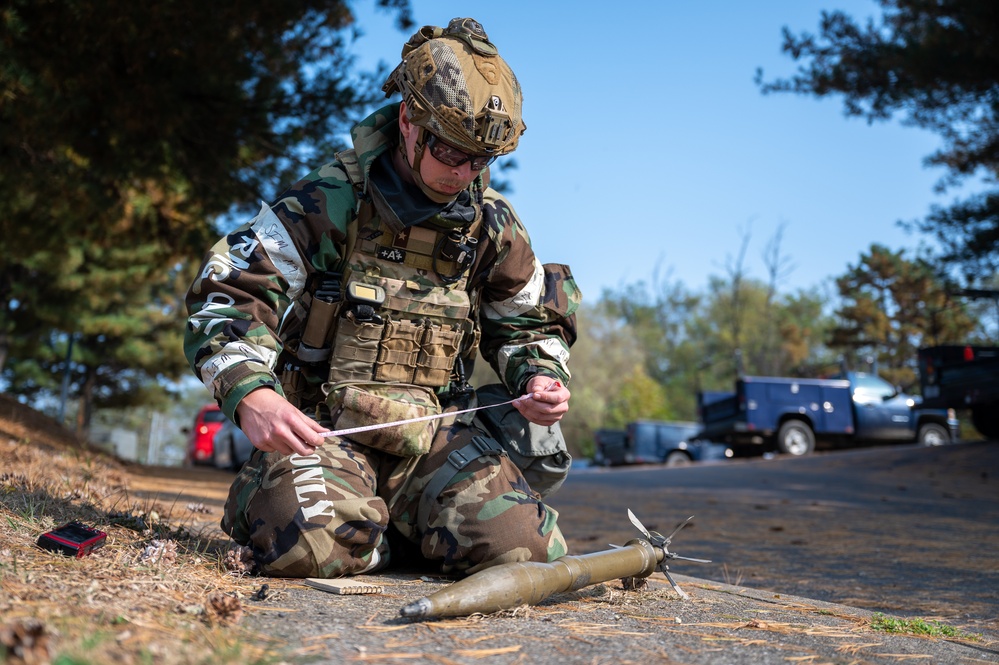 51st CES EOD team trains on UXO response