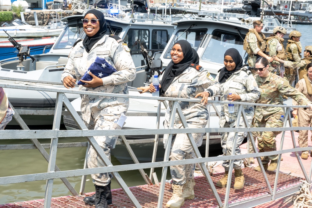 Sea Sisters Prepare for Bull Shark