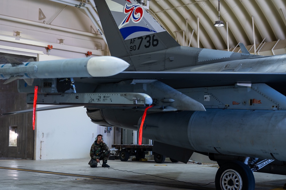 8 MXG enables Wolf Pack’s critical ROK defense mission