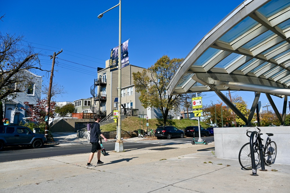 D.C. National Guard new banner installation